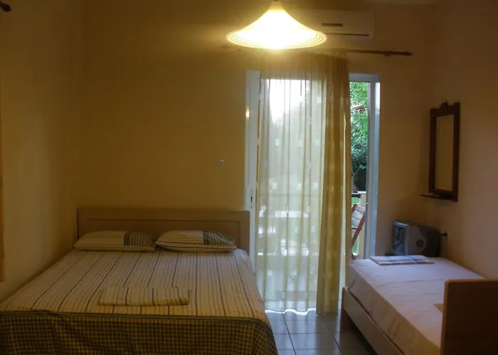 狄俄尼索斯酒店 * 艾斯普罗瓦塔